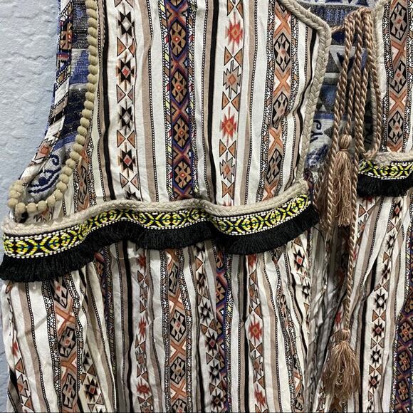 Umgee tie front vest Size Large BOHO - Picture 6 of 10